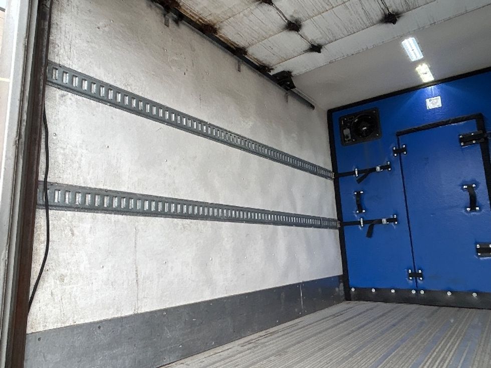 Refrigerated Truck-Light and Medium Duty Trucks-Freightliner-2018-M2-Surrey-BC-225,177\n\t\tkm-$ 60,500 - Image 11