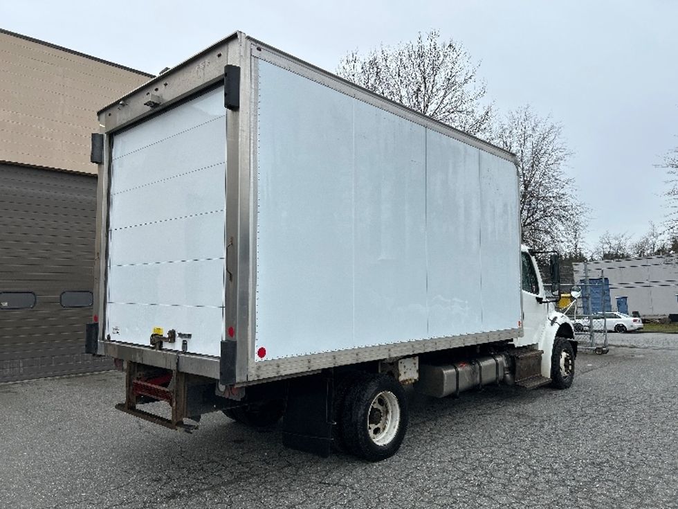 Refrigerated Truck-Light and Medium Duty Trucks-Freightliner-2018-M2-Surrey-BC-225,177\n\t\tkm-$ 60,500 - Image 13