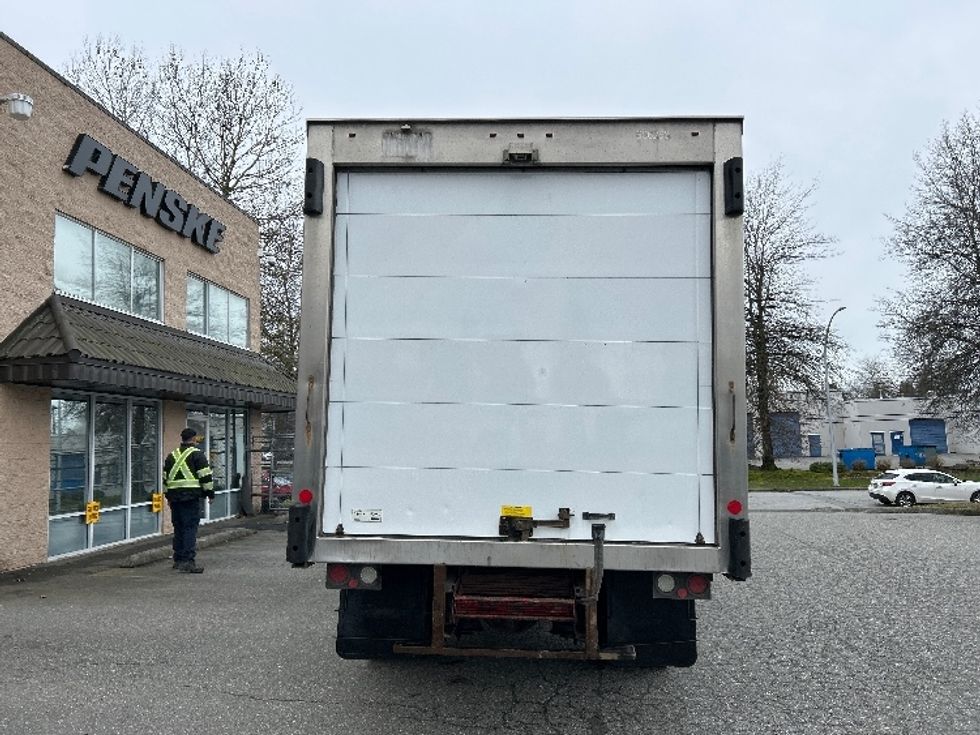 Refrigerated Truck-Light and Medium Duty Trucks-Freightliner-2018-M2-Surrey-BC-225,177\n\t\tkm-$ 60,500 - Image 7