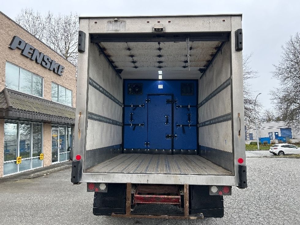 Refrigerated Truck-Light and Medium Duty Trucks-Freightliner-2018-M2-Surrey-BC-225,177\n\t\tkm-$ 60,500 - Image 8