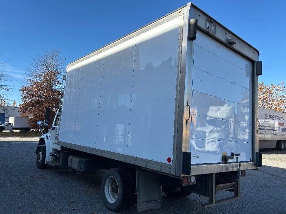 Refrigerated Truck-Light and Medium Duty Trucks-Freightliner-2018-M2-Surrey-BC-367,410\n\t\tkm-$ 47,250 - Image 6