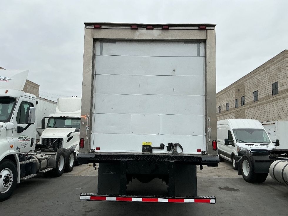 Refrigerated Truck-Light and Medium Duty Trucks-Freightliner-2018-M2-Torrance-CA-111,559\n\t\tmiles-$ 53,250 - Image 7