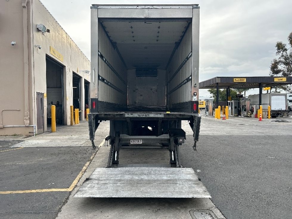 Refrigerated Truck-Light and Medium Duty Trucks-Freightliner-2018-M2-Torrance-CA-121,349\n\t\tmiles-$ 58,750 - Image 9