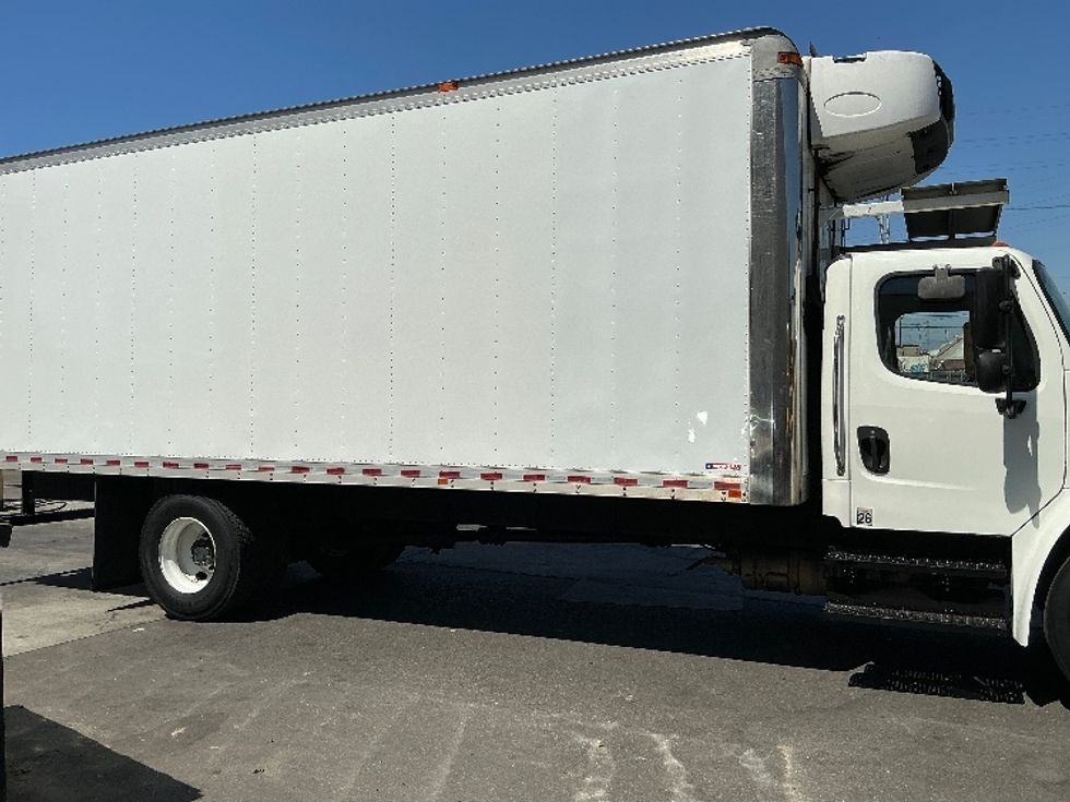 Refrigerated Truck-Light and Medium Duty Trucks-Freightliner-2018-M2-Torrance-CA-131,083\n\t\tmiles-$ 48,500 - Image 15