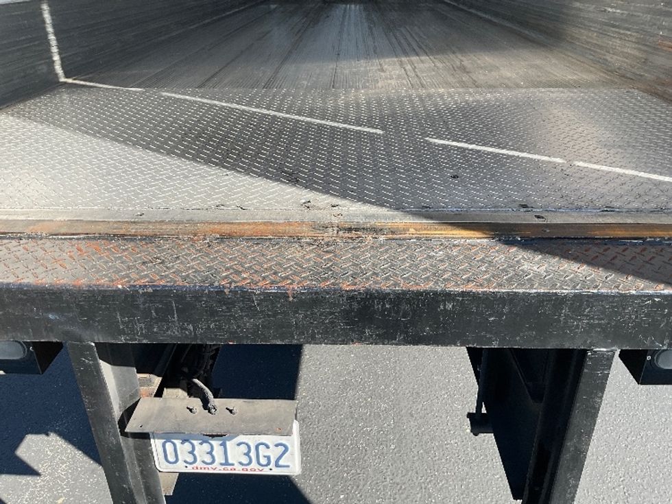 Refrigerated Truck-Light and Medium Duty Trucks-Freightliner-2018-M2-Torrance-CA-60,895\n\t\tmiles-$ 73,750 - Image 10