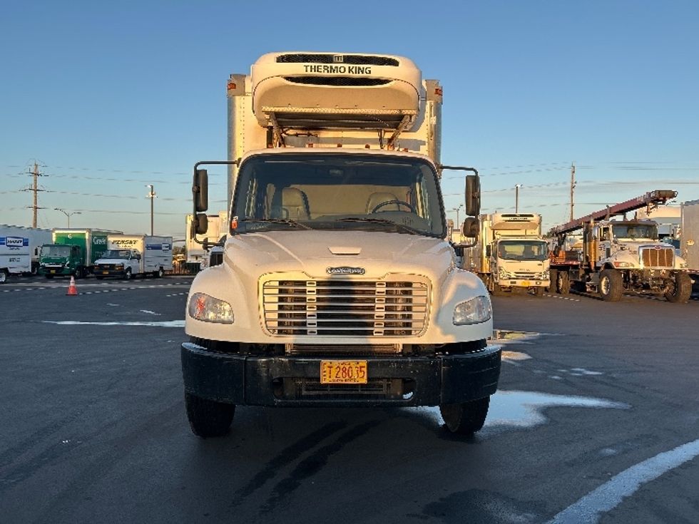 Refrigerated Truck-Light and Medium Duty Trucks-Freightliner-2018-M2-Torrance-CA-77,324\n\t\tmiles-$ 51,250 - Image 2