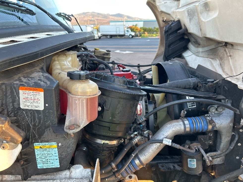 Refrigerated Truck-Light and Medium Duty Trucks-Freightliner-2018-M2-Torrance-CA-77,324\n\t\tmiles-$ 51,250 - Image 23