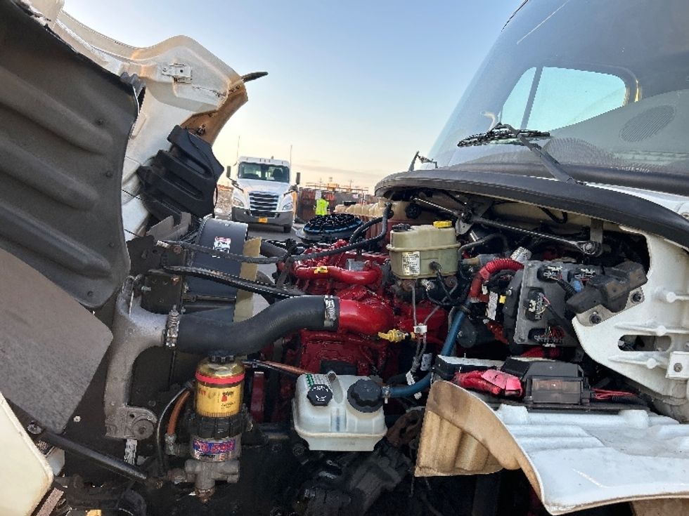 Refrigerated Truck-Light and Medium Duty Trucks-Freightliner-2018-M2-Torrance-CA-77,324\n\t\tmiles-$ 51,250 - Image 24