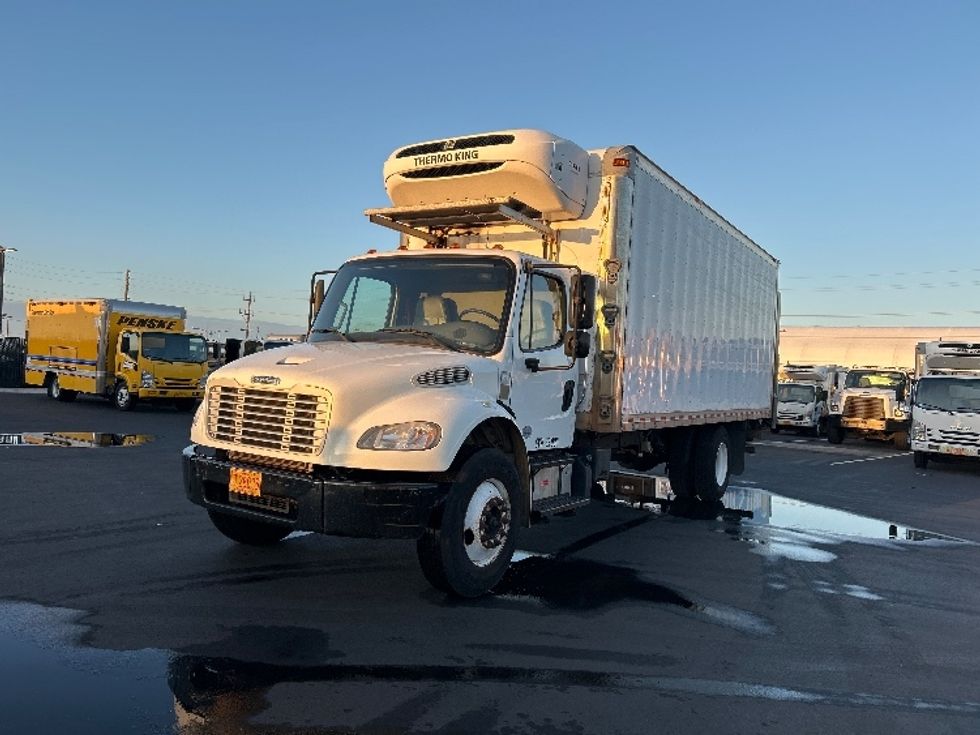 Refrigerated Truck-Light and Medium Duty Trucks-Freightliner-2018-M2-Torrance-CA-77,324\n\t\tmiles-$ 51,250 - Image 3