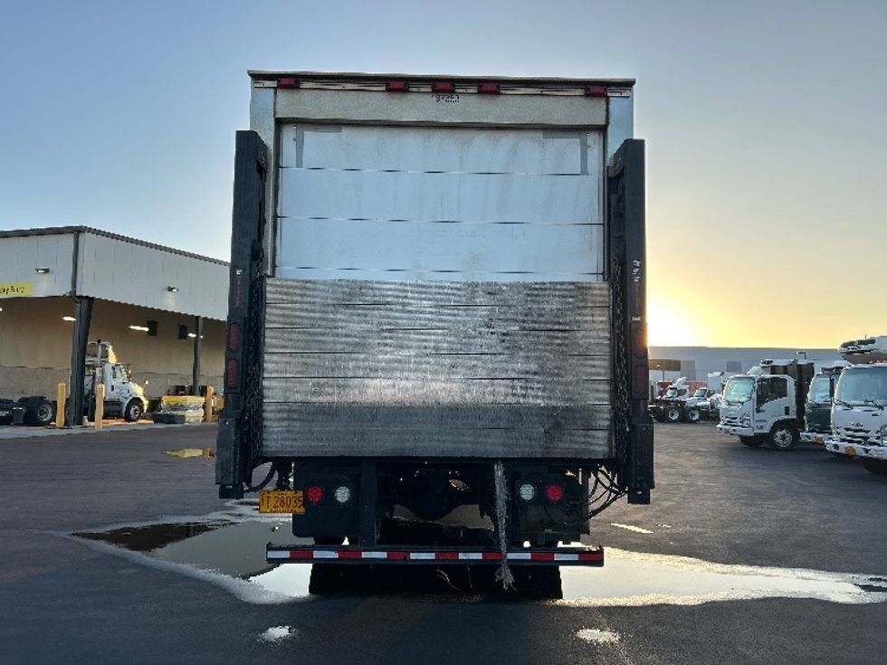 Refrigerated Truck-Light and Medium Duty Trucks-Freightliner-2018-M2-Torrance-CA-77,324\n\t\tmiles-$ 51,250 - Image 7