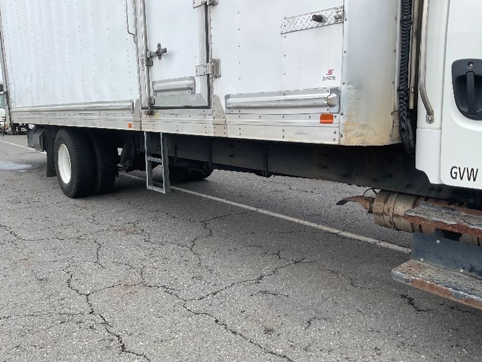 Refrigerated Truck-Light and Medium Duty Trucks-Freightliner-2018-M2-Torrance-CA-80,715\n\t\tmiles-$ 53,750 - Image 14