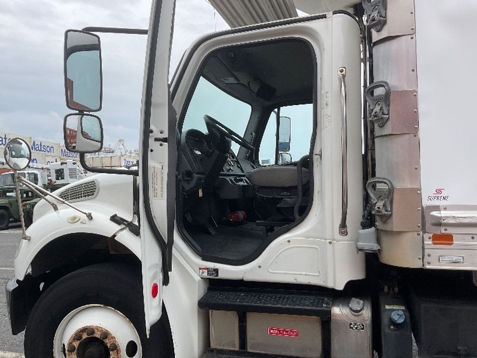 Refrigerated Truck-Light and Medium Duty Trucks-Freightliner-2018-M2-Torrance-CA-80,715\n\t\tmiles-$ 53,750 - Image 16