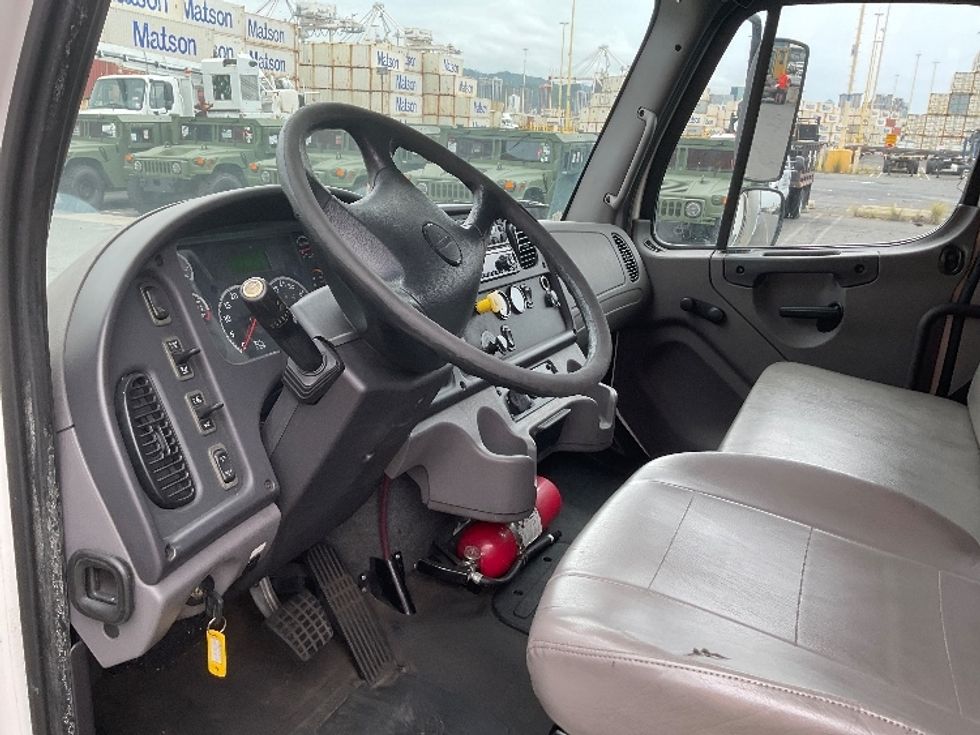 Refrigerated Truck-Light and Medium Duty Trucks-Freightliner-2018-M2-Torrance-CA-80,715\n\t\tmiles-$ 53,750 - Image 17