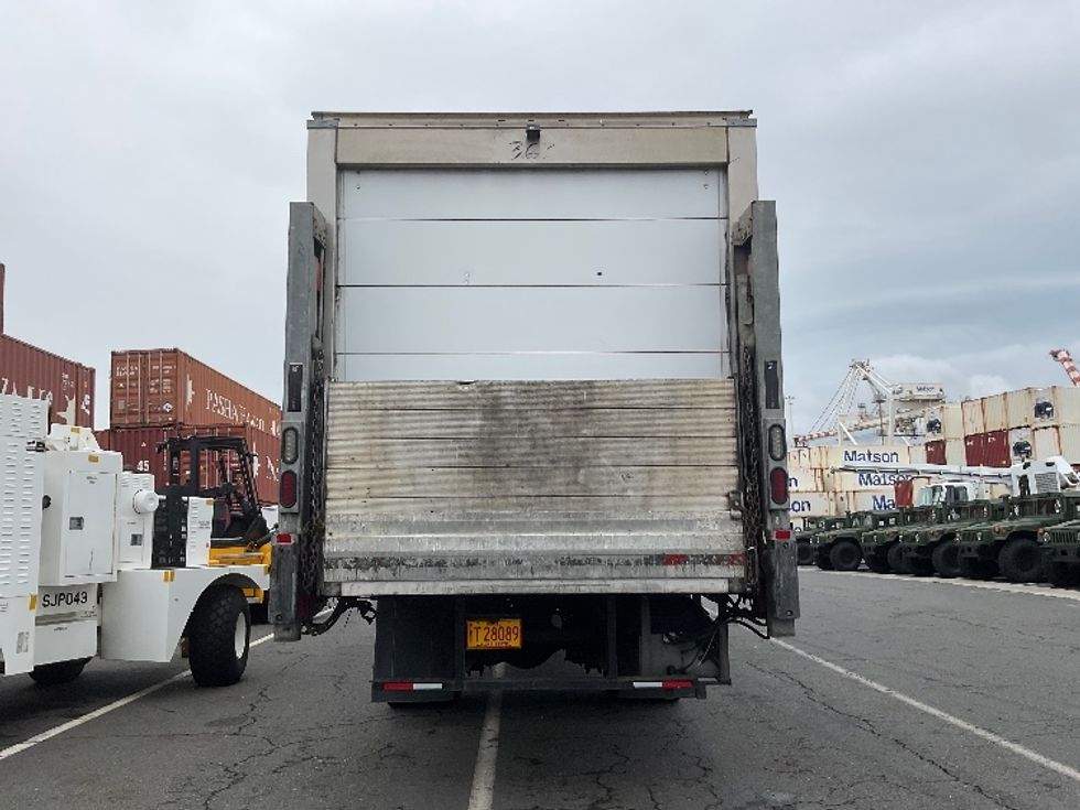 Refrigerated Truck-Light and Medium Duty Trucks-Freightliner-2018-M2-Torrance-CA-80,715\n\t\tmiles-$ 53,750 - Image 7