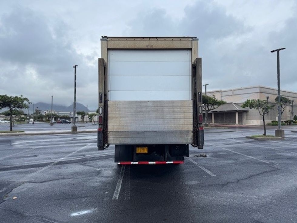 Refrigerated Truck-Light and Medium Duty Trucks-Freightliner-2018-M2-Torrance-CA-99,555\n\t\tmiles-$ 53,250 - Image 7