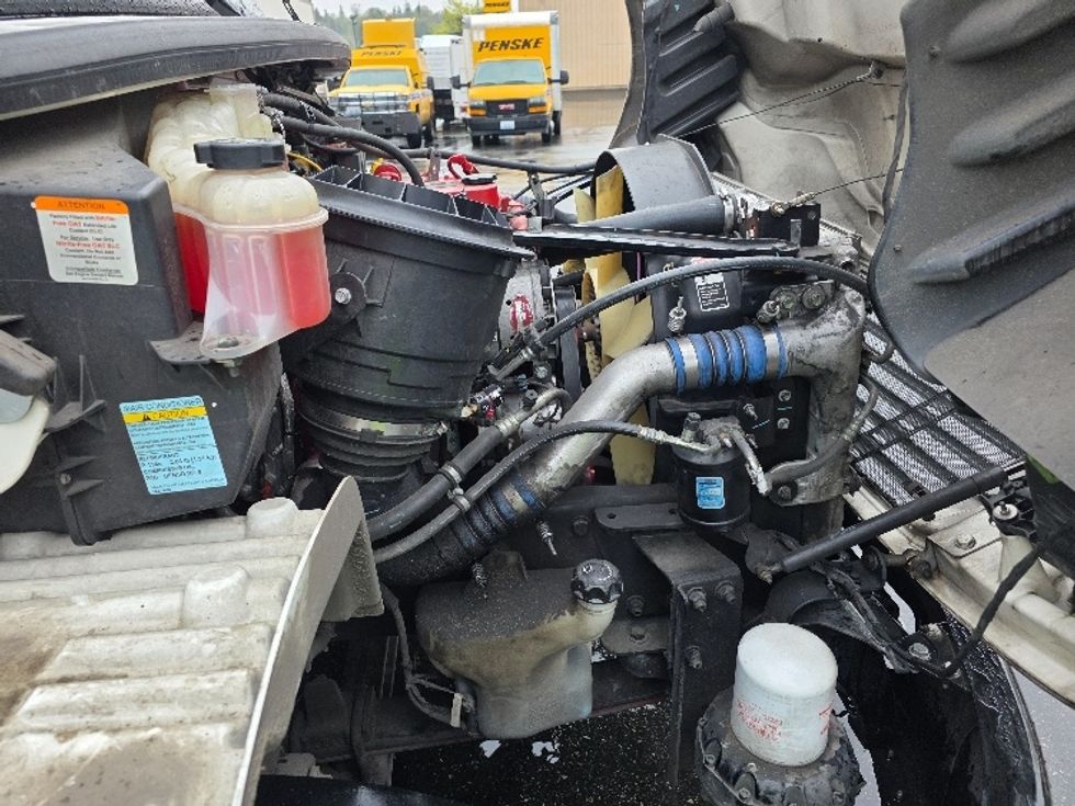 Refrigerated Truck-Light and Medium Duty Trucks-Freightliner-2018-M2-Tukwila-WA-198,101\n\t\tmiles-$ 50,000 - Image 23