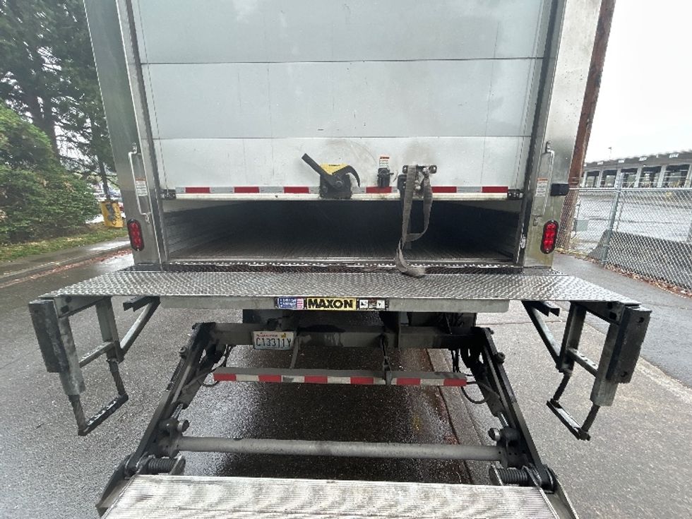 Refrigerated Truck-Light and Medium Duty Trucks-Freightliner-2018-M2-Tukwila-WA-217,118\n\t\tmiles-$ 42,000 - Image 10