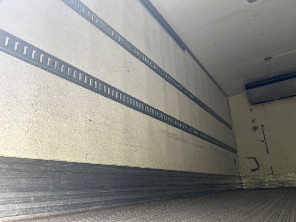 Refrigerated Truck-Light and Medium Duty Trucks-Freightliner-2018-M2-Tukwila-WA-217,118\n\t\tmiles-$ 42,000 - Image 11