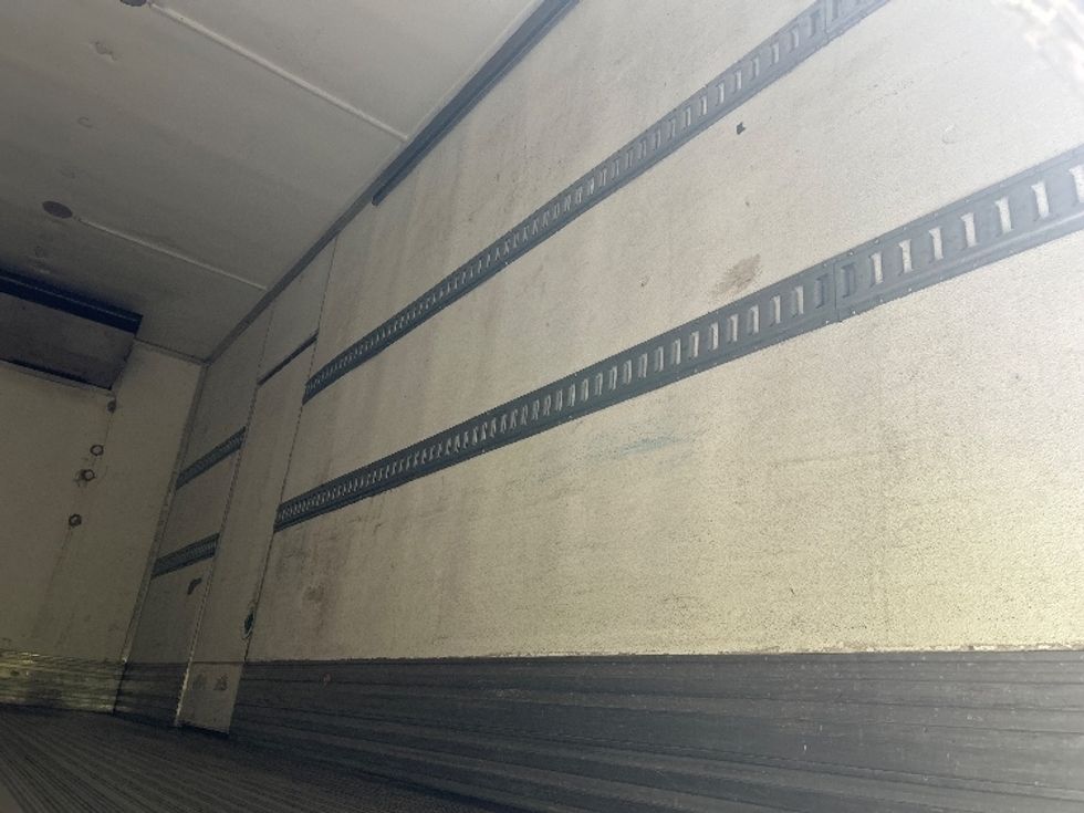 Refrigerated Truck-Light and Medium Duty Trucks-Freightliner-2018-M2-Tukwila-WA-217,118\n\t\tmiles-$ 42,000 - Image 12