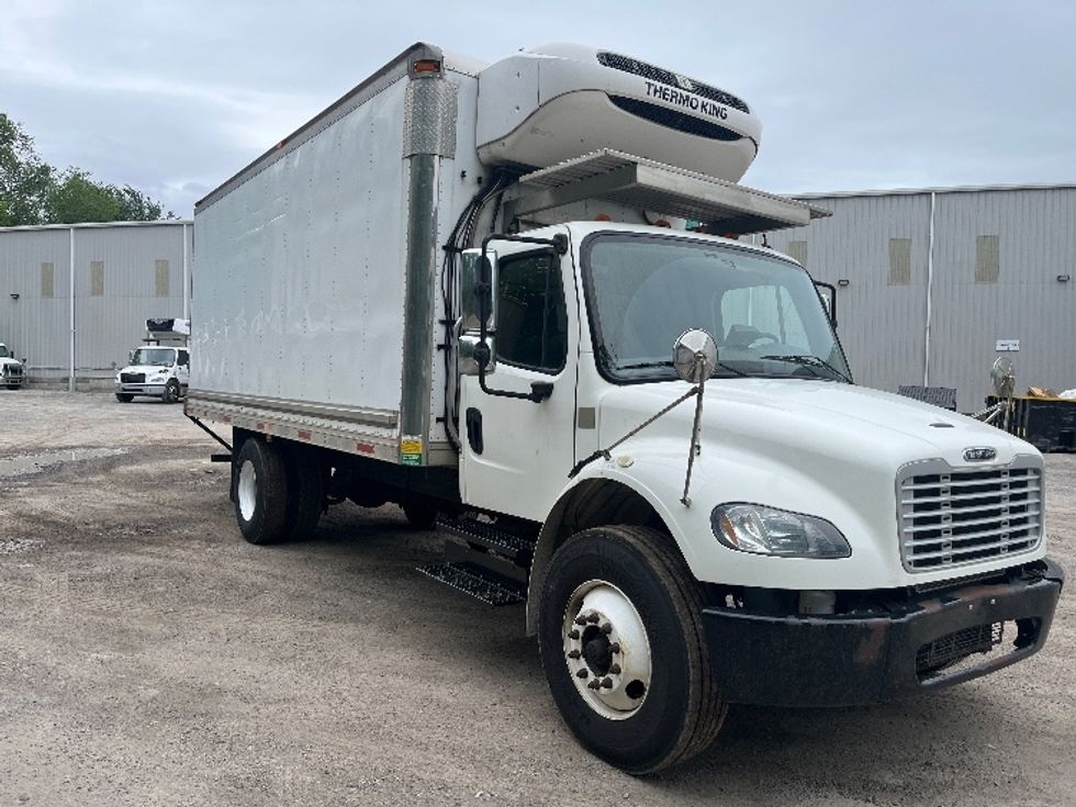 Refrigerated Truck-Light and Medium Duty Trucks-Freightliner-2018-M2-West Mifflin-PA-280,307\n\t\tmiles-$ 29,000 - Image 1