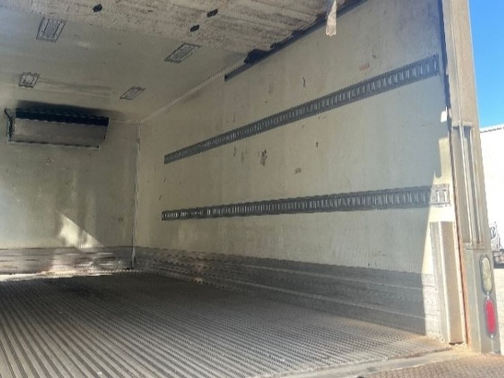 Refrigerated Truck-Light and Medium Duty Trucks-Freightliner-2018-M2-West Mifflin-PA-280,307\n\t\tmiles-$ 29,000 - Image 8