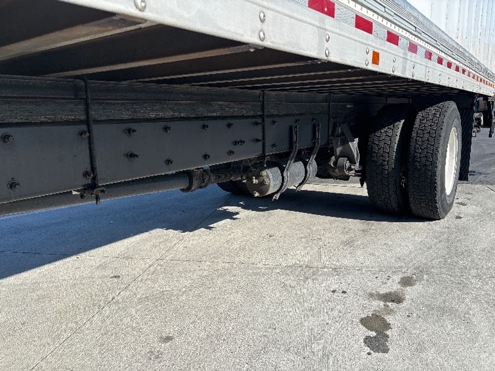 2018 Freightliner M2 106 Medium Duty photo 5