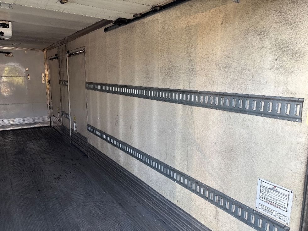 Refrigerated Truck-Light and Medium Duty Trucks-Freightliner-2018-M2-West Sacramento-CA-291,858\n\t\tmiles-$ 49,750 - Image 12