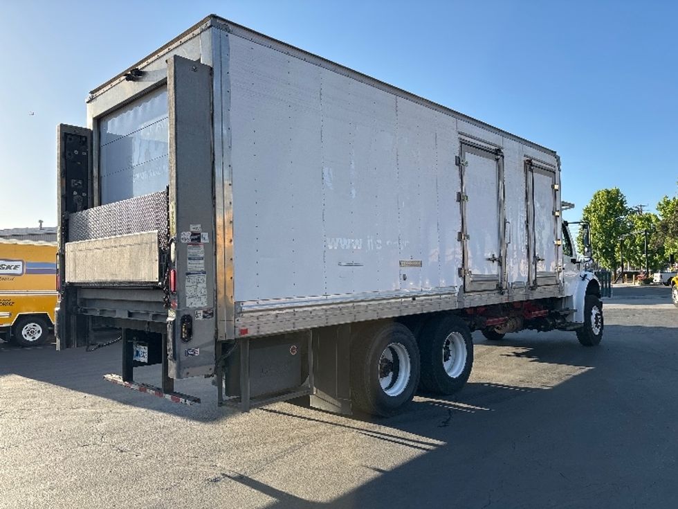 Refrigerated Truck-Light and Medium Duty Trucks-Freightliner-2018-M2-West Sacramento-CA-291,858\n\t\tmiles-$ 49,750 - Image 13
