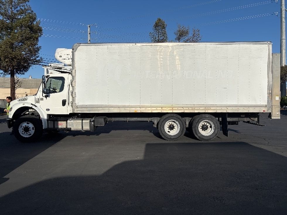 Refrigerated Truck-Light and Medium Duty Trucks-Freightliner-2018-M2-West Sacramento-CA-291,858\n\t\tmiles-$ 49,750 - Image 4