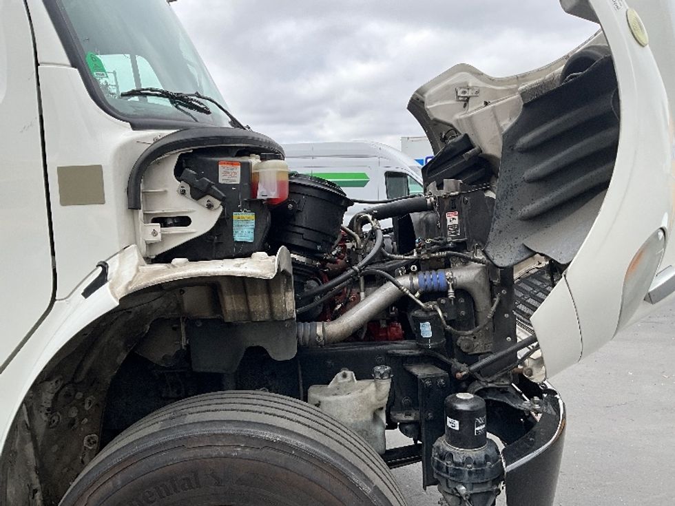 Refrigerated Truck-Light and Medium Duty Trucks-Freightliner-2018-M2-West Sacramento-CA-346,499\n\t\tmiles-$ 35,250 - Image 23