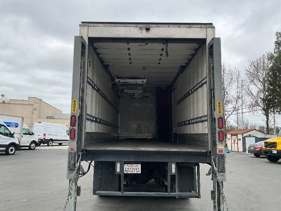 Refrigerated Truck-Light and Medium Duty Trucks-Freightliner-2018-M2-West Sacramento-CA-346,499\n\t\tmiles-$ 35,250 - Image 8