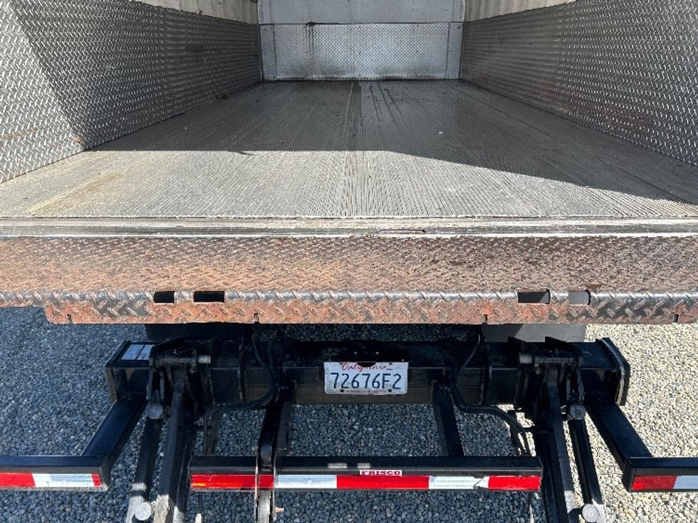 Refrigerated Truck-Light and Medium Duty Trucks-Freightliner-2018-M2-West Sacramento-CA-78,841\n\t\tmiles-$ 51,750 - Image 10