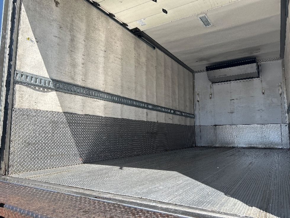 Refrigerated Truck-Light and Medium Duty Trucks-Freightliner-2018-M2-West Sacramento-CA-78,841\n\t\tmiles-$ 51,750 - Image 11