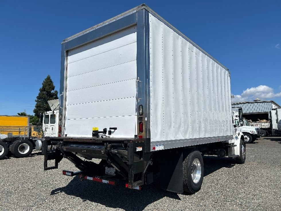 Refrigerated Truck-Light and Medium Duty Trucks-Freightliner-2018-M2-West Sacramento-CA-78,841\n\t\tmiles-$ 51,750 - Image 13