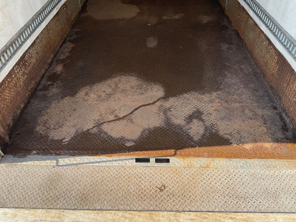 Refrigerated Truck-Light and Medium Duty Trucks-Freightliner-2018-M2-Wilkes Barre-PA-211,639\n\t\tmiles-$ 43,750 - Image 10