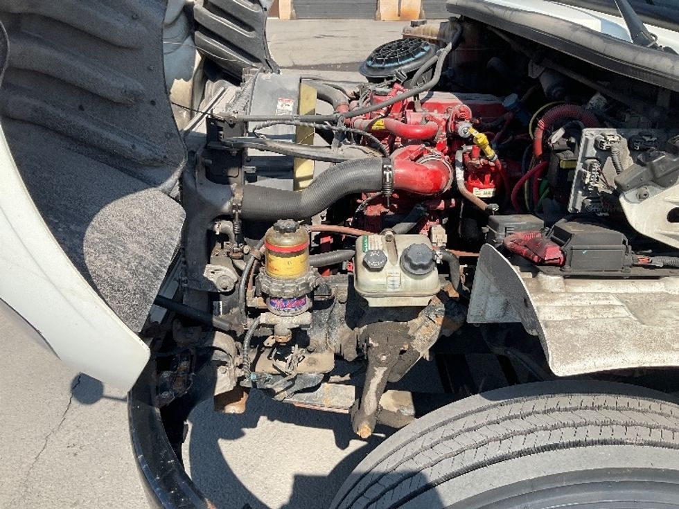 Refrigerated Truck-Light and Medium Duty Trucks-Freightliner-2018-M2-Wilkes Barre-PA-211,639\n\t\tmiles-$ 43,750 - Image 24