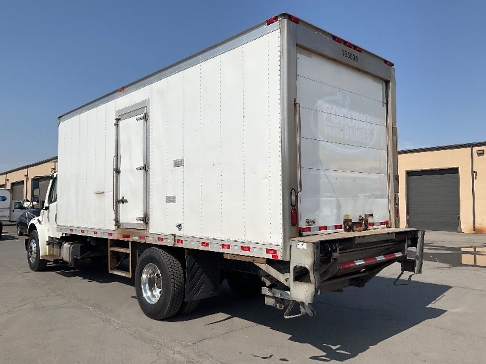 Refrigerated Truck-Light and Medium Duty Trucks-Freightliner-2018-M2-Wilkes Barre-PA-211,639\n\t\tmiles-$ 43,750 - Image 6