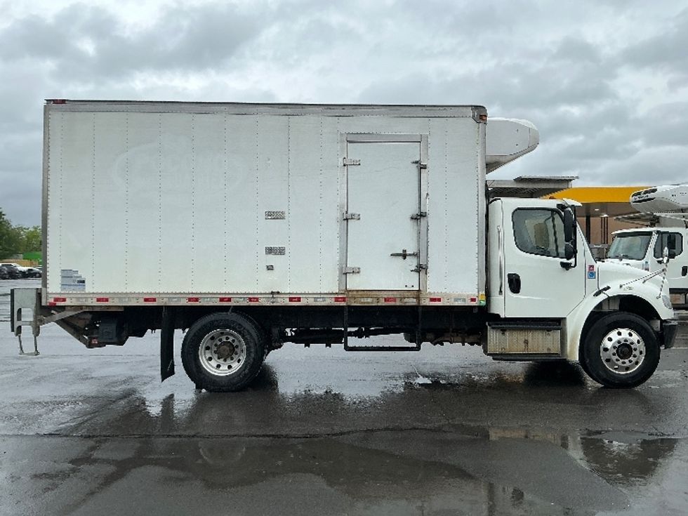 Refrigerated Truck-Light and Medium Duty Trucks-Freightliner-2018-M2-Wilkes Barre-PA-223,864\n\t\tmiles-$ 41,250 - Image 15