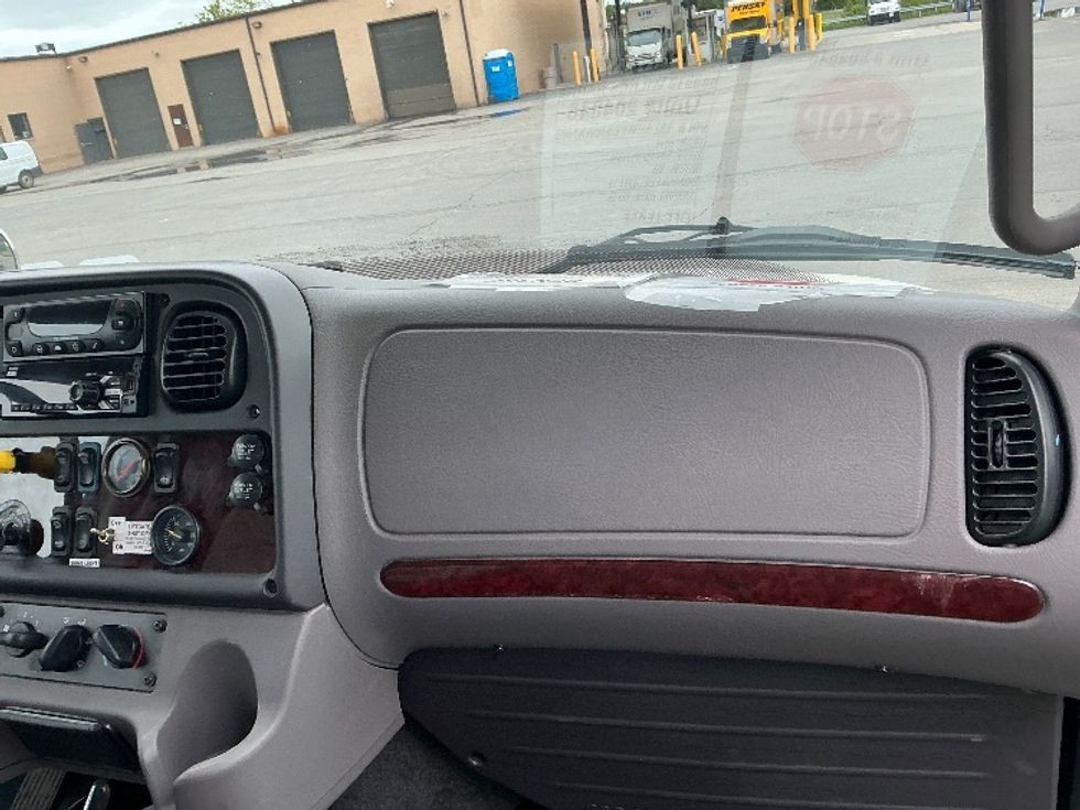Refrigerated Truck-Light and Medium Duty Trucks-Freightliner-2018-M2-Wilkes Barre-PA-223,864\n\t\tmiles-$ 41,250 - Image 21