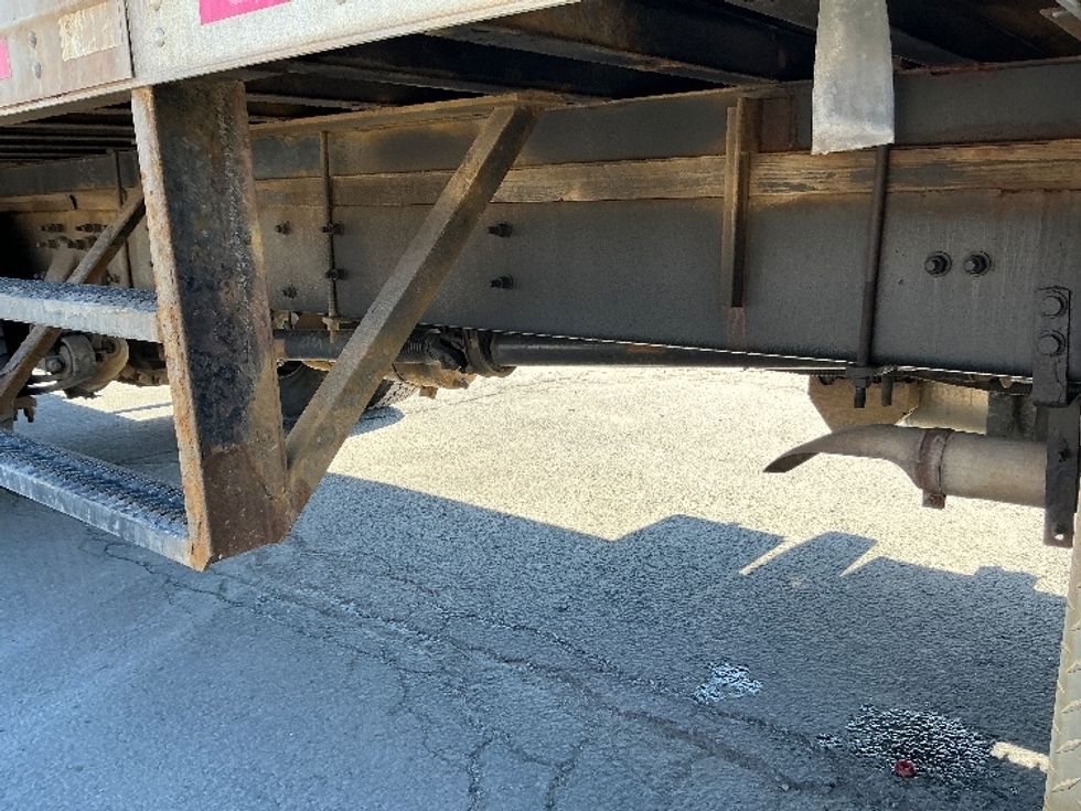 Refrigerated Truck-Light and Medium Duty Trucks-Freightliner-2018-M2-Wilkes Barre-PA-235,928\n\t\tmiles-$ 43,750 - Image 14