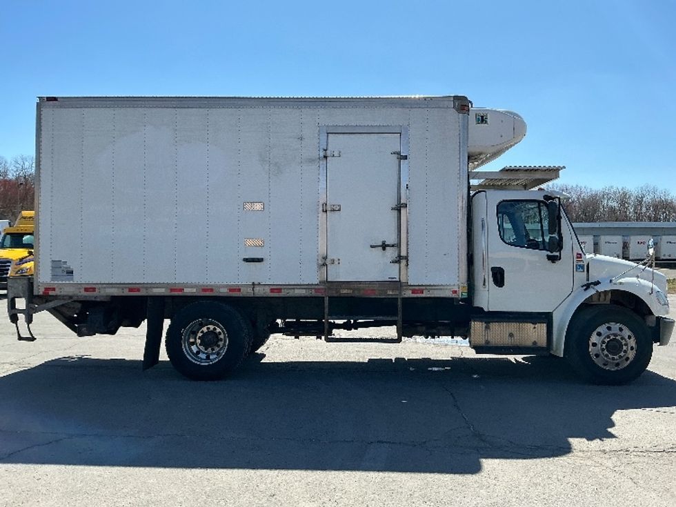 Refrigerated Truck-Light and Medium Duty Trucks-Freightliner-2018-M2-Wilkes Barre-PA-235,928\n\t\tmiles-$ 43,750 - Image 15