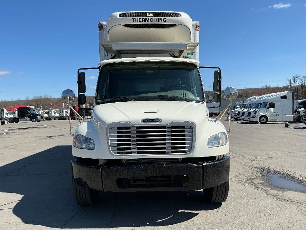 Refrigerated Truck-Light and Medium Duty Trucks-Freightliner-2018-M2-Wilkes Barre-PA-235,928\n\t\tmiles-$ 43,750 - Image 2