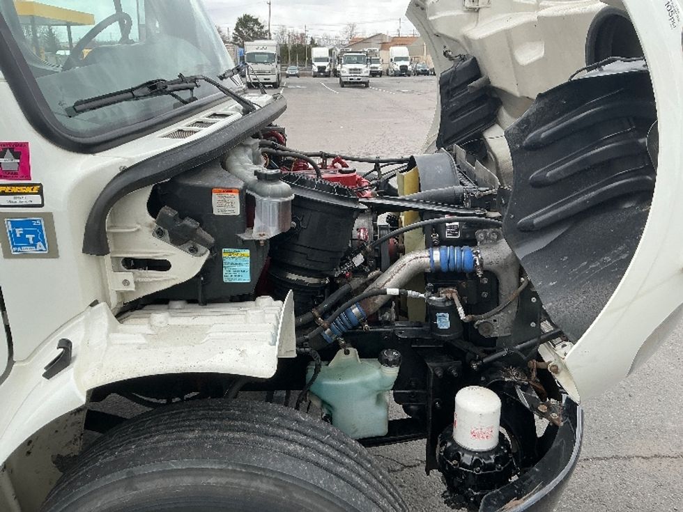 Refrigerated Truck-Light and Medium Duty Trucks-Freightliner-2018-M2-Wilkes Barre-PA-235,928\n\t\tmiles-$ 43,750 - Image 23