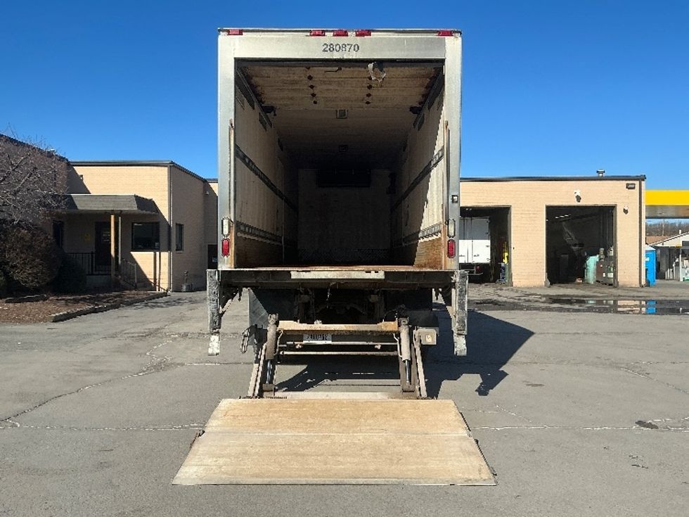 Refrigerated Truck-Light and Medium Duty Trucks-Freightliner-2018-M2-Wilkes Barre-PA-236,529\n\t\tmiles-$ 60,750 - Image 9