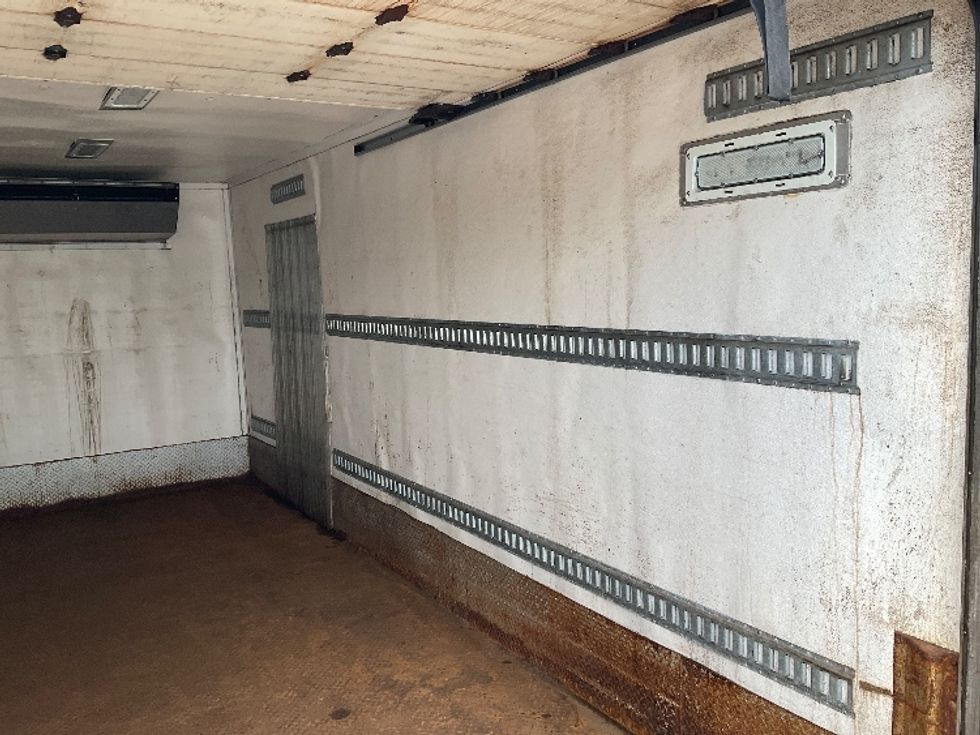 Refrigerated Truck-Light and Medium Duty Trucks-Freightliner-2018-M2-Wilkes Barre-PA-270,126\n\t\tmiles-$ 36,750 - Image 12