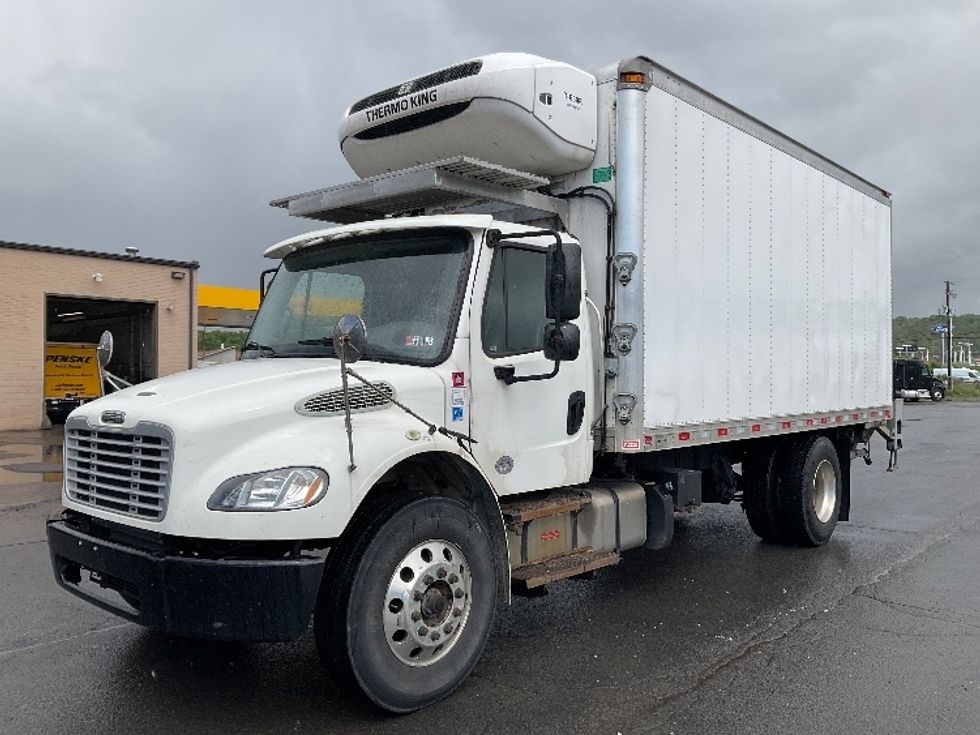 Refrigerated Truck-Light and Medium Duty Trucks-Freightliner-2018-M2-Wilkes Barre-PA-270,126\n\t\tmiles-$ 36,750 - Image 3