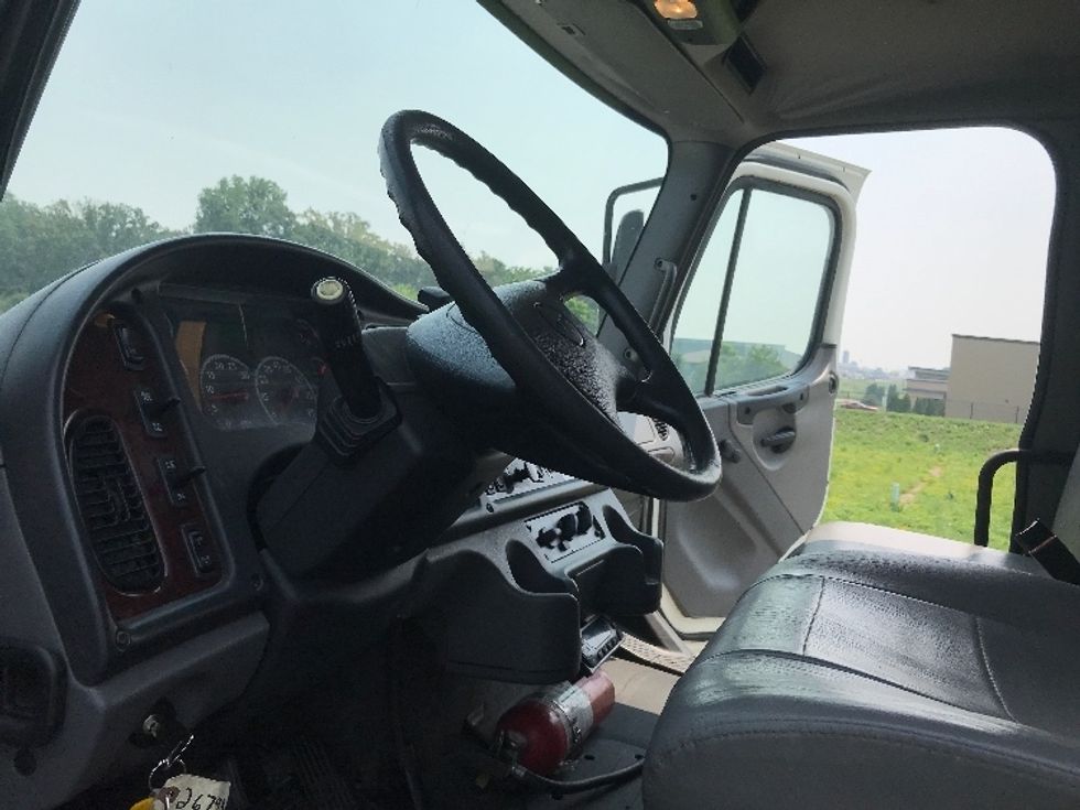 Refrigerated Truck-Light and Medium Duty Trucks-Freightliner-2018-M2-Windsor-WI-159,642\n\t\tmiles-$ 56,250 - Image 17