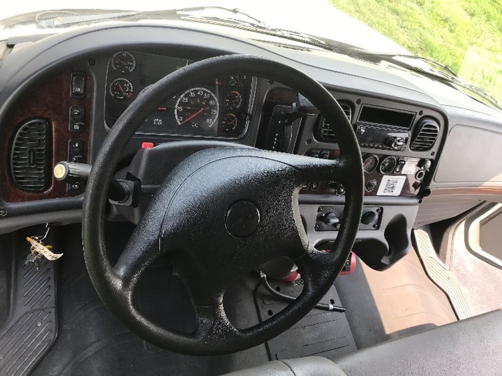 Refrigerated Truck-Light and Medium Duty Trucks-Freightliner-2018-M2-Windsor-WI-159,642\n\t\tmiles-$ 56,250 - Image 18