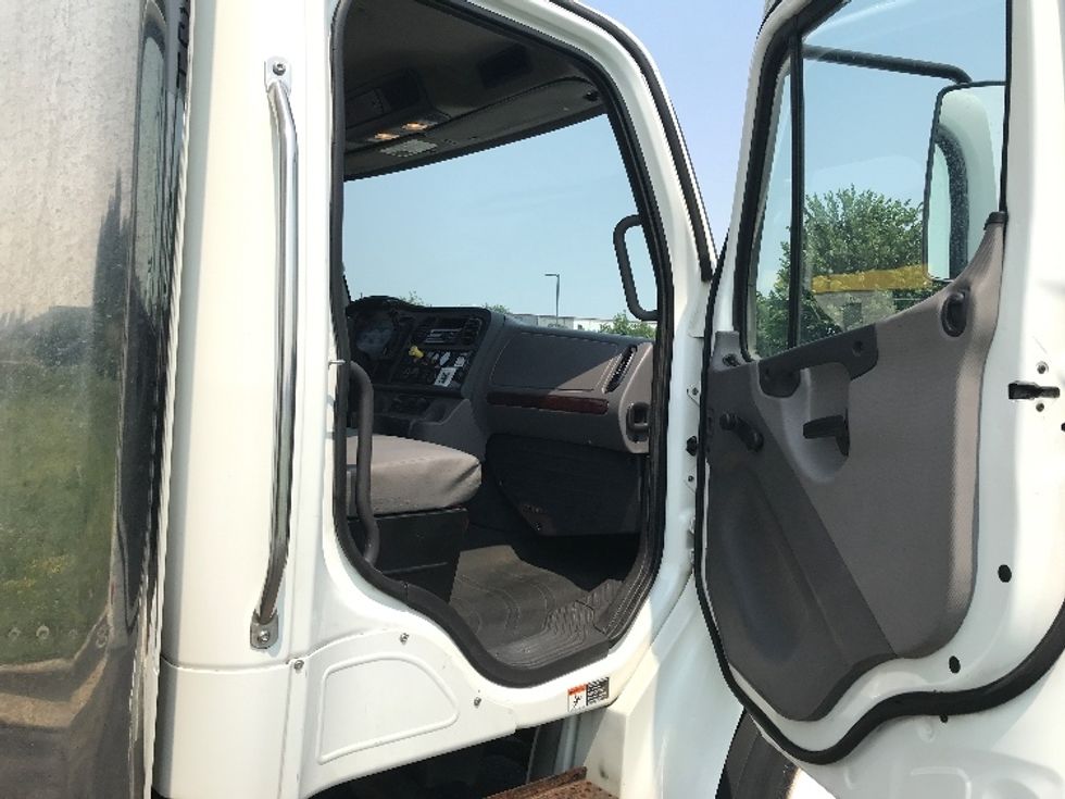 Refrigerated Truck-Light and Medium Duty Trucks-Freightliner-2018-M2-Windsor-WI-159,642\n\t\tmiles-$ 56,250 - Image 20