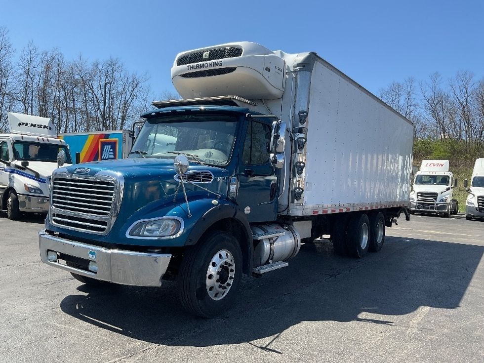 Refrigerated Truck-Light and Medium Duty Trucks-Freightliner-2018-M211264S-Akron-OH-447,319\n\t\tmiles-$ 74,000 - Image 3